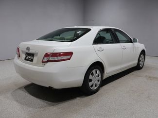 Used 2011 Toyota Camry LE w/ Fleet Convenience Pkg FWD video 2