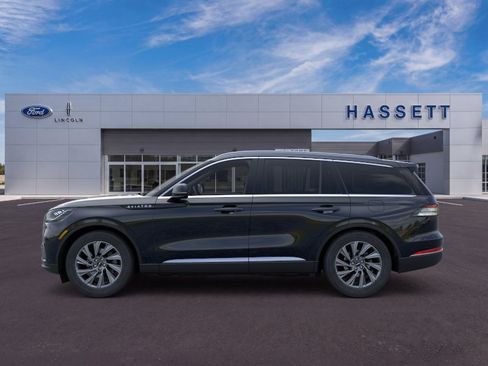 New 2026 Lincoln Aviator AWD image 3