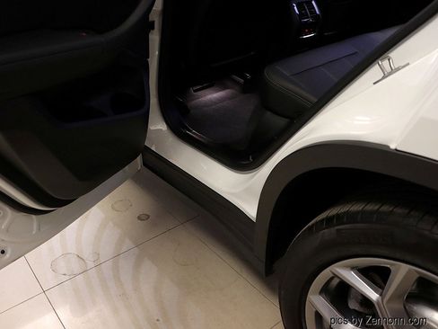 Certified 2024 BMW X4 xDrive30i image 30