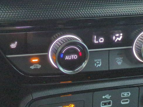 Used 2025 Honda CR-V Sport Touring image 28