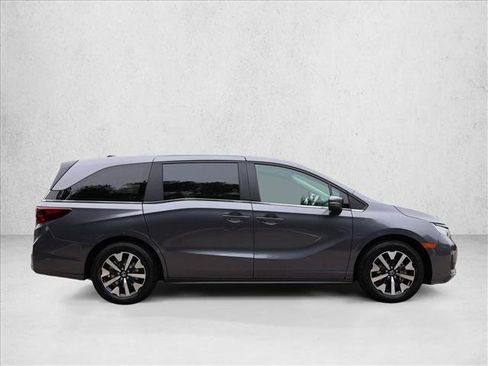 New 2026 Honda Odyssey EX-L image 4