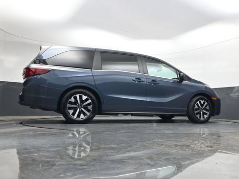 Used 2025 Honda Odyssey EX-L image 37