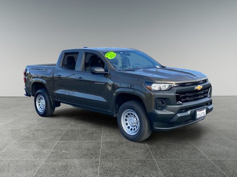 Used 2023 Chevrolet Colorado W/T RWD image 7