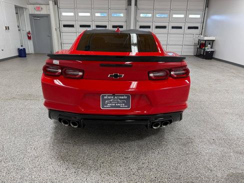 Used 2020 Chevrolet Camaro LT w/ Technology Package image 3