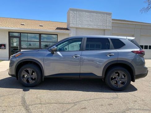 New 2026 Nissan Rogue SV AWD/4WD image 2