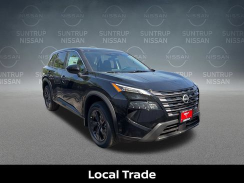 Certified 2026 Nissan Rogue SV FWD image 9