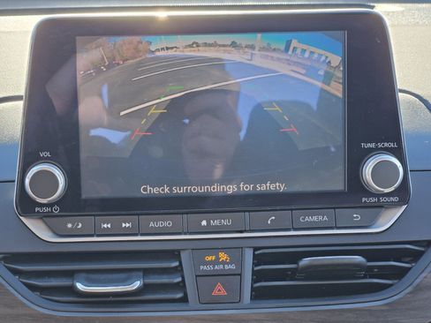 Used 2023 Nissan Altima 2.5 SV image 23