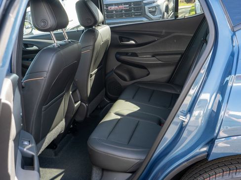 New 2026 Buick Envista Avenir FWD image 31