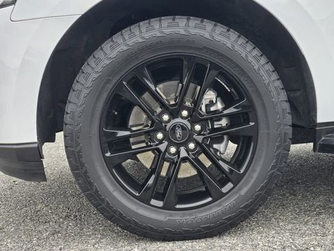 Certified 2022 Ford Expedition XLT RWD image 10