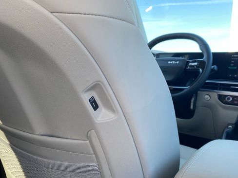 New 2026 Kia Sorento EX FWD image 24