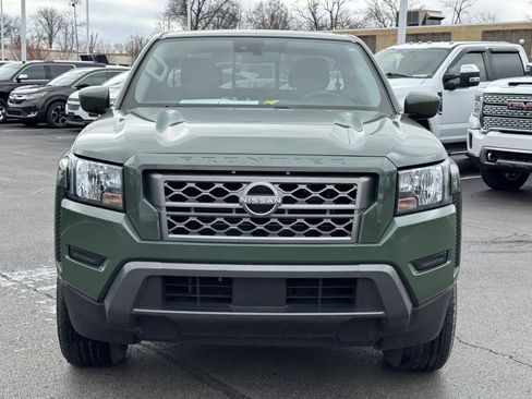 Used 2022 Nissan Frontier SV w/ Technology Package image 14