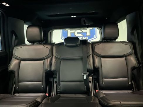 Used 2025 Ford Expedition Tremor AWD/4WD image 23