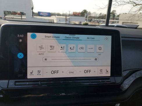 New 2026 Volkswagen Atlas Cross Sport SEL Premium R-Line image 21