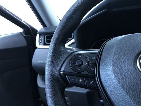 Certified 2025 Toyota RAV4 LE image 25