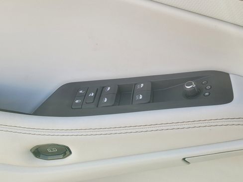 New 2026 Jeep Cherokee Limited image 26