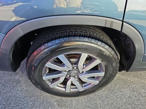 Used 2021 Honda Pilot EX image 11