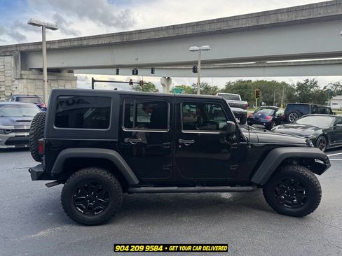 Used 2018 Jeep Wrangler Unlimited Sport AWD/4WD image 10