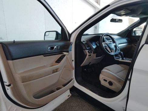 Used 2014 Ford Explorer 4WD image 21