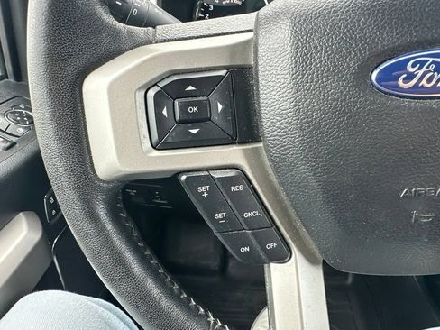 Used 2019 Ford F150 Lariat w/ Equipment Group 502A Luxury AWD/4WD image 36