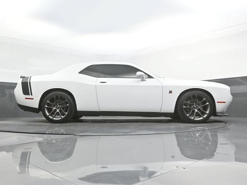 Used 2023 Dodge Challenger R/T Scat Pack w/ Plus Package RWD image 39