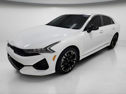 Used 2022 Kia K5 GT-Line image 3
