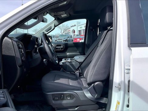 Used 2024 Chevrolet Silverado 1500 W/T w/ Z71 Off-Road Package image 24