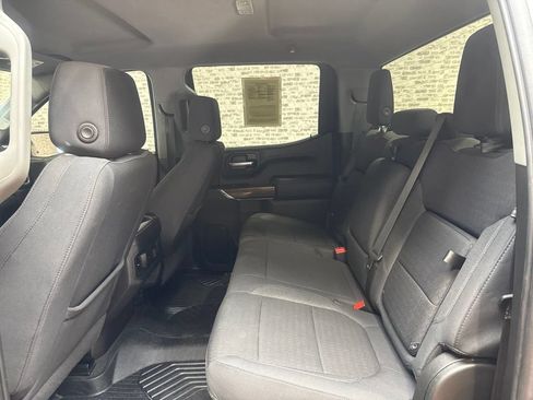 Used 2021 Chevrolet Silverado 1500 LT Trail Boss AWD/4WD image 13