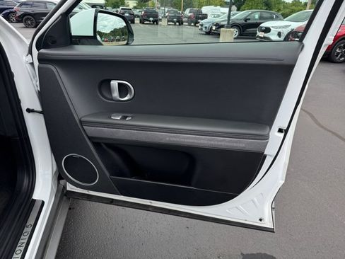 Used 2024 Hyundai Ioniq 5 Limited AWD/4WD image 25