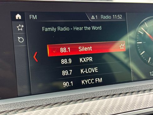 Used 2020 BMW M4 Convertible w/ Competition Package image 19