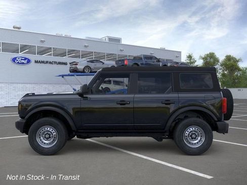 New 2026 Ford Bronco Base image 3