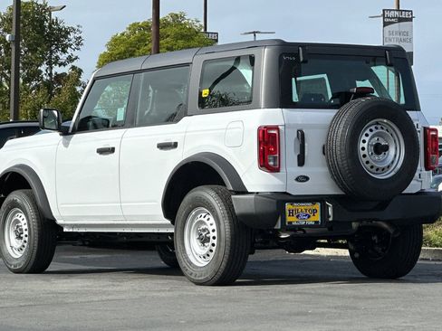 New 2025 Ford Bronco 4-Door AWD/4WD image 13