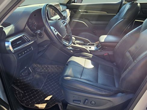 Used 2022 Kia Telluride SX w/ Nightfall Edition Package AWD/4WD image 13
