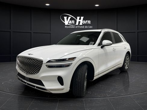 Used 2025 Genesis GV70 2.5T w/ Select Package AWD/4WD image 3