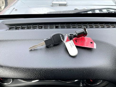 Used 2014 Jeep Wrangler Unlimited Sport image 12