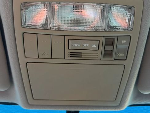 Used 2009 Toyota Camry Hybrid FWD image 27
