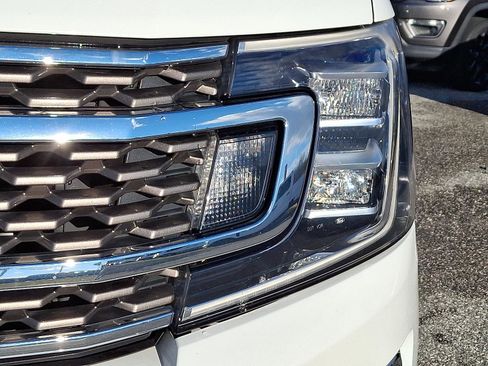 Used 2020 Ford Expedition Max King Ranch image 9