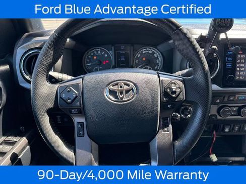 Used 2019 Toyota Tacoma TRD Sport w/ TRD Premium Sport Package AWD/4WD image 20