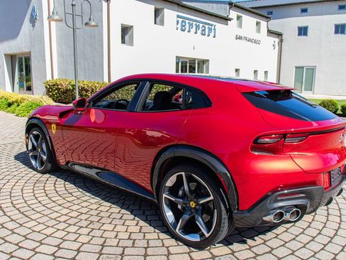Used 2024 Ferrari Purosangue AWD/4WD image 8
