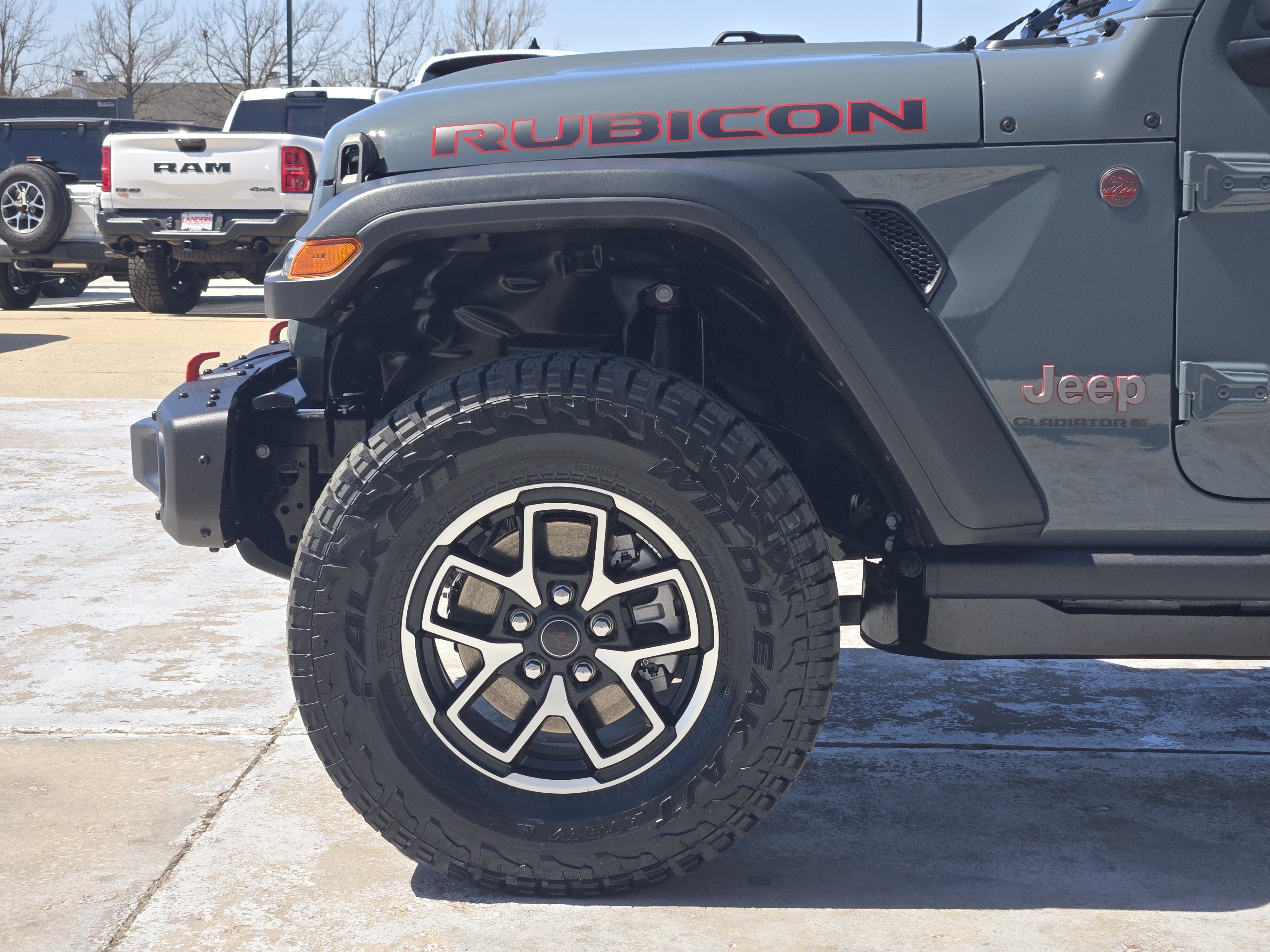 New 2026 Jeep Gladiator Rubicon w/ Steel Bumper Group AWD/4WD image 5