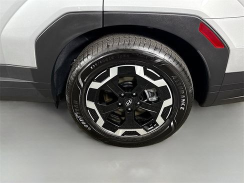 Certified 2025 Hyundai Santa Fe SEL image 37