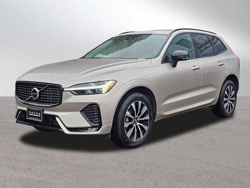 Certified 2025 Volvo XC60 B5 Core w/ Protection Package Premier image 7