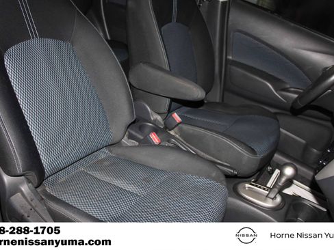 Used 2016 Nissan Versa Note SV FWD image 6