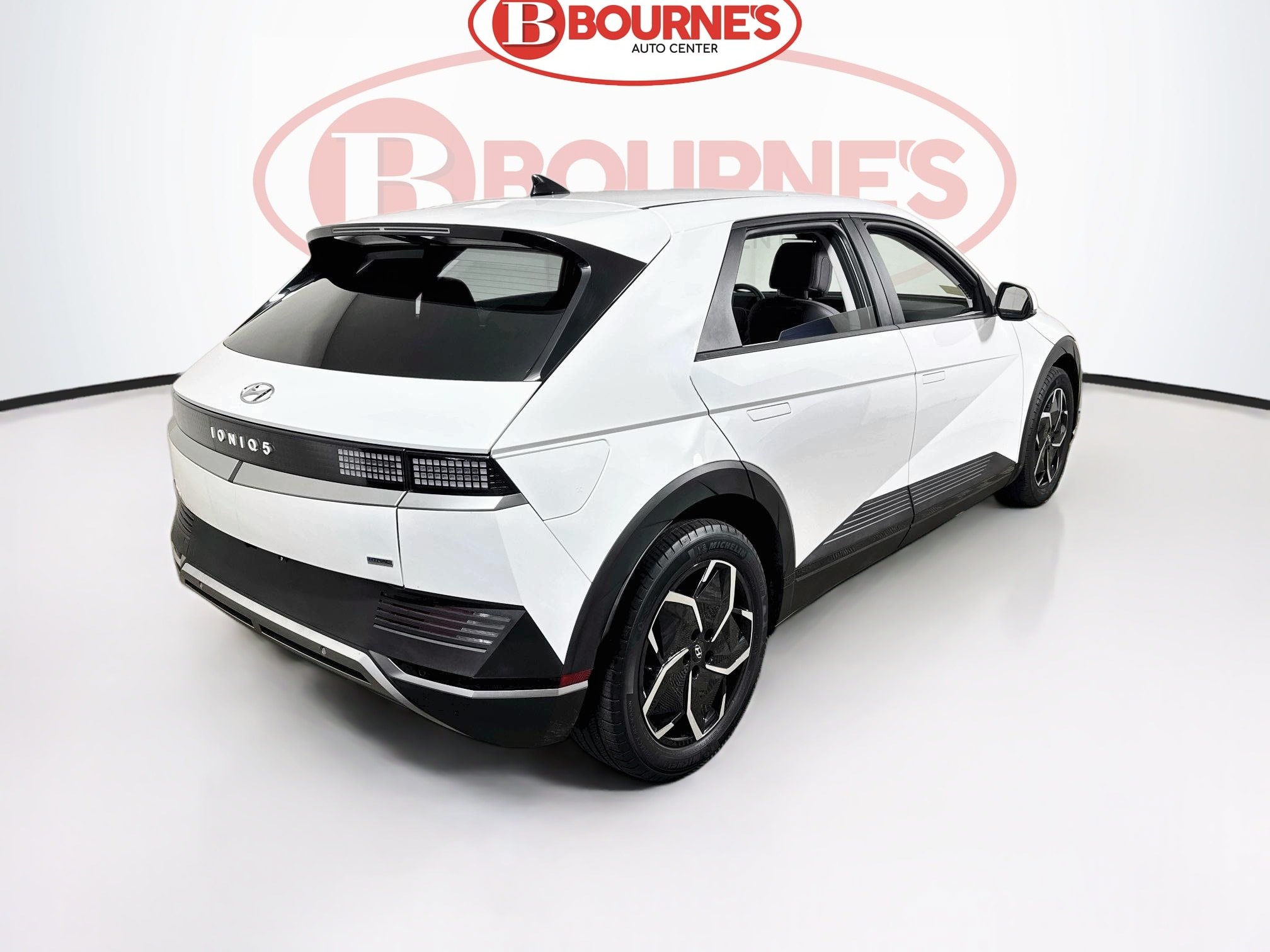 Used 2024 Hyundai Ioniq 5 SEL AWD/4WD image 10