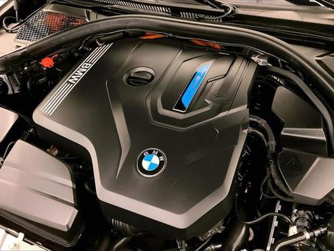 Certified 2023 BMW 330e w/ Convenience Package image 31