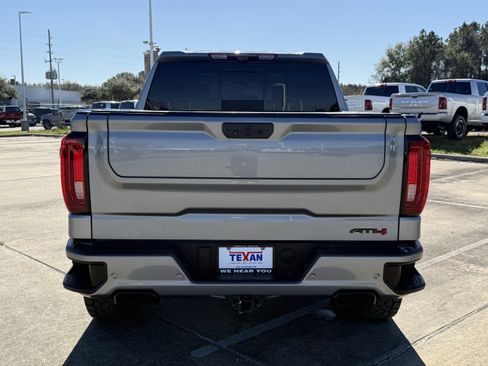 Used 2023 GMC Sierra 1500 AT4 w/ Technology Package image 6