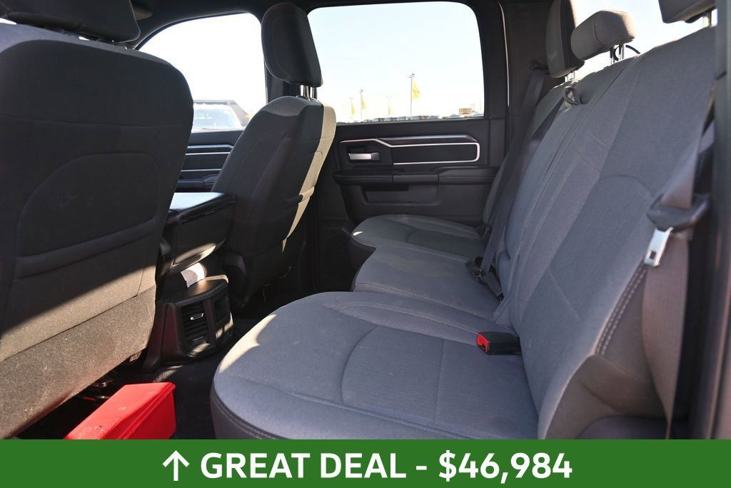 Used 2024 RAM 3500 Big Horn AWD/4WD image 20
