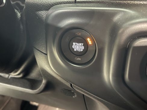 Used 2021 Jeep Wrangler Sport AWD/4WD image 22
