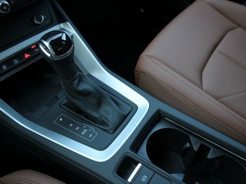 New 2025 Audi Q3 2.0T Premium Plus image 7