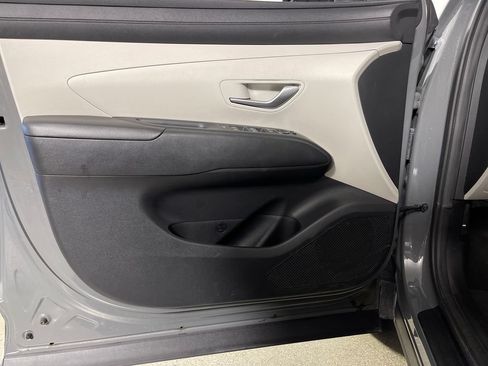 Used 2025 Hyundai Tucson SEL AWD/4WD image 19