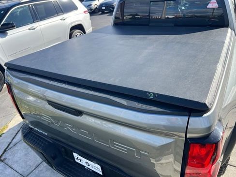 Used 2024 Chevrolet Colorado Trail Boss w/ Technology Package image 8